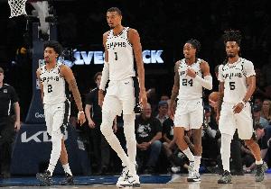 魔术师：接下来5-7年西部其他球队没机会夺冠 雷霆马刺太强了