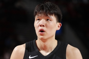 开拓者媒体人：杨瀚森需减重 提升自主进攻 否则高位策应就没威胁