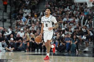 只要文班不在切特所向无敌 哈珀腿筋也伤是本场比赛转折点