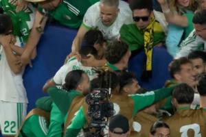 阿尔及利亚2-1反超约旦！古伊里门前抢射破门，VAR介入判定有效