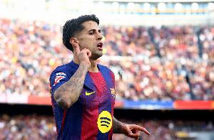 每体：巴萨夏窗愿意等坎塞洛到最后一刻，新月要价略高于1000万欧
