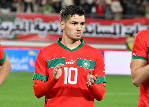 队报：迪亚斯在非洲杯失点后心态更成熟，更多注重团队而非个人