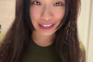 衣服真好看~大老师：祝贺阿森纳球迷，这个冠军等的太久相关视频